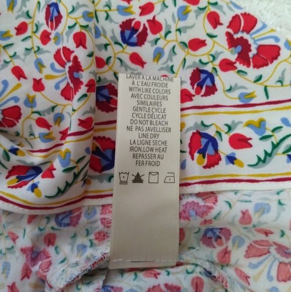 SOLD- NWT Max Studio Ladies Floral Skirt Large - Picture 6 of 13